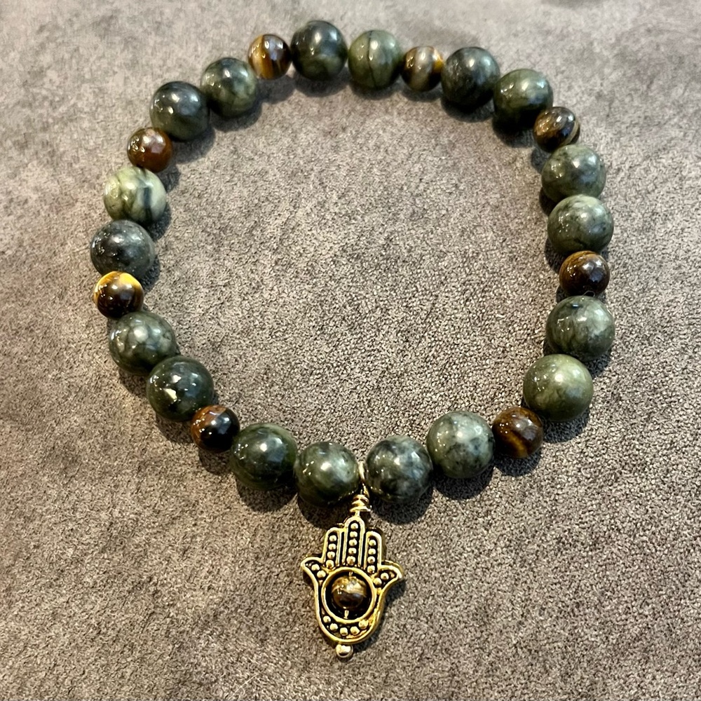 Protection bracelet